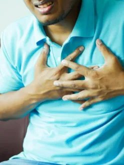 6 Signs of a Heart Attack a Month Before