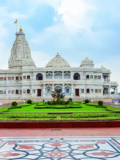 7 Best Places to Visit in Vrindavan – A Spiritual Odyssey